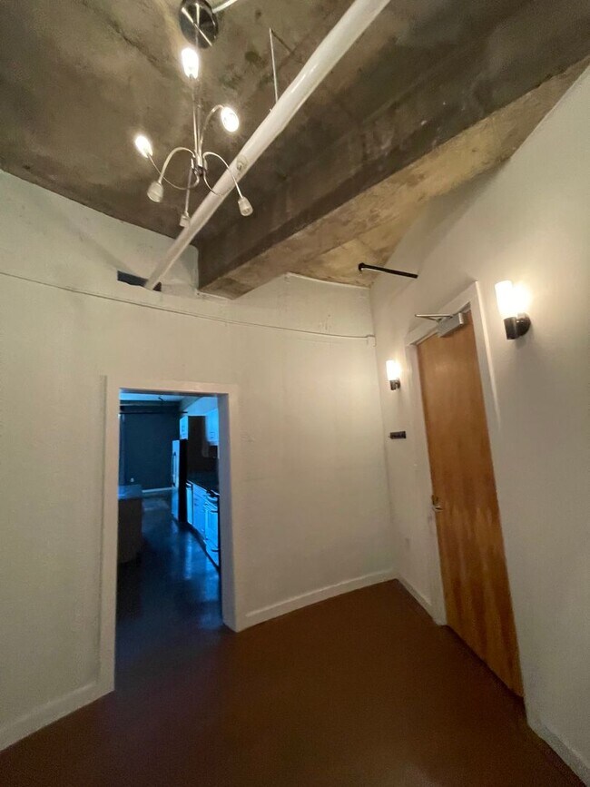 Building Photo - The Rotunda Urban Lofts