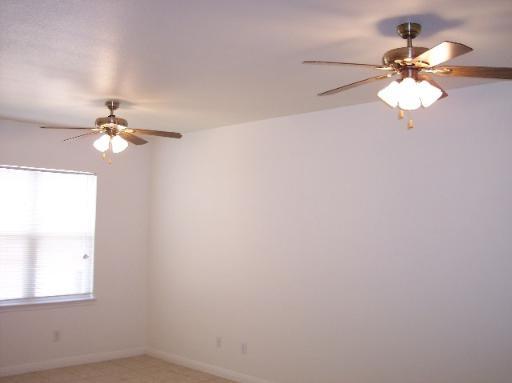 Building Photo - 505 Dukeway-