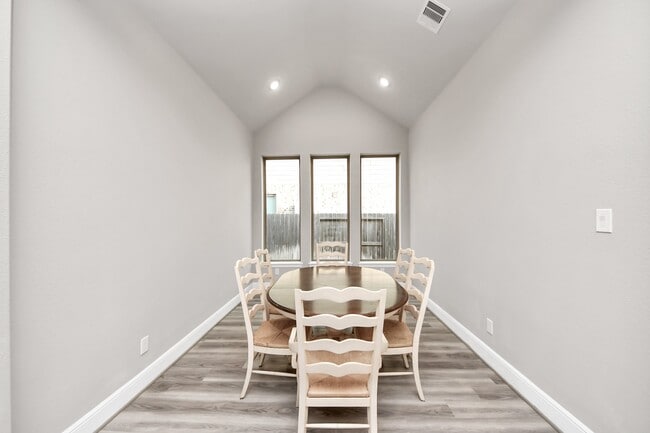 Building Photo - 10719 Lacaille Ln