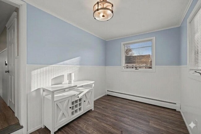 Building Photo - 5 Shippen Ave