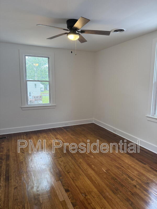 Building Photo - 1226 N 36th St