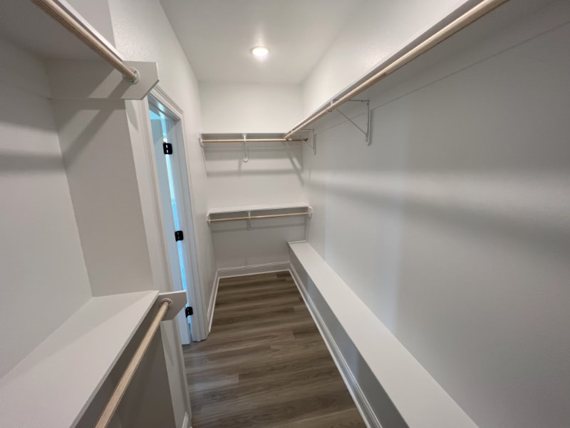 Building Photo - 18031 Evergreen Dr