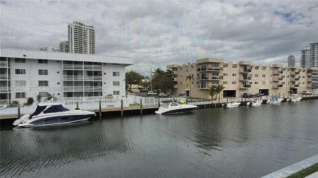 Building Photo - 3849 NE 169th St