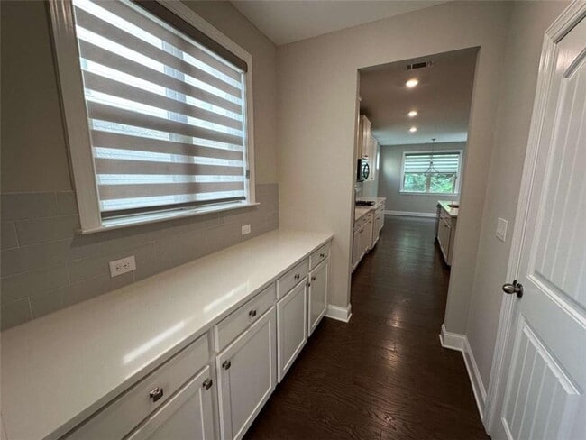 Building Photo - 3005 Davidsonville Dr