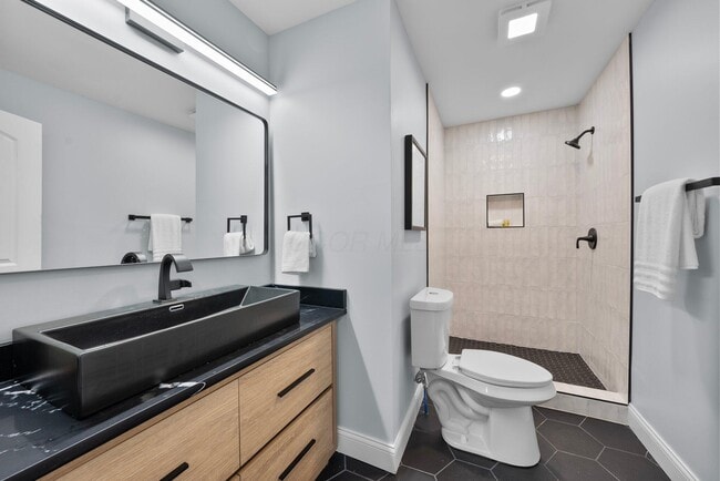 Building Photo - 2583 Wexford Rd