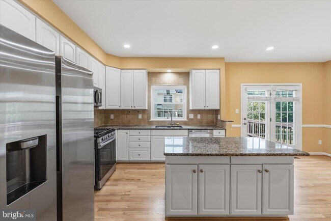 Building Photo - 20335 Briarcliff Terrace