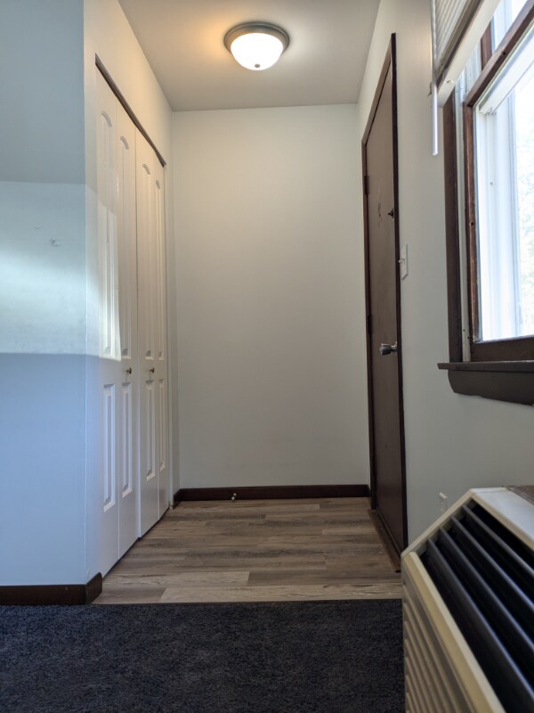 Building Photo - 605 Lincoln Ave