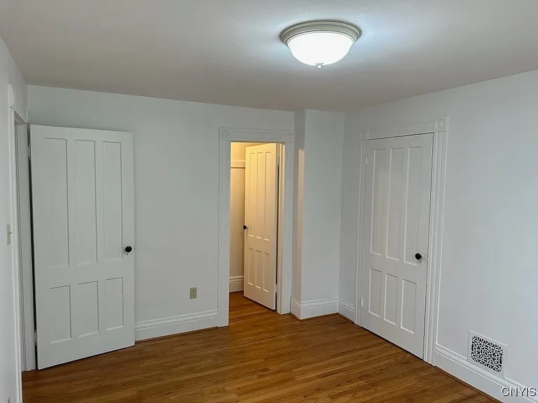 Building Photo - 12 E Main St