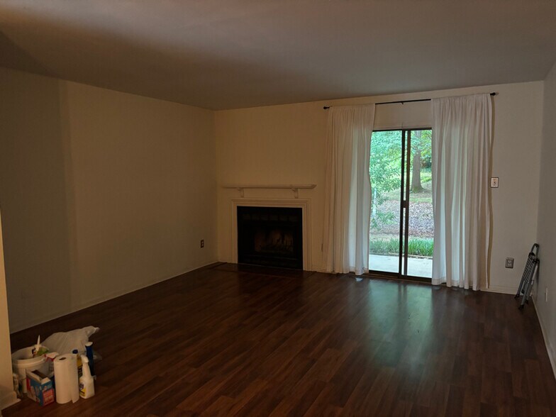 Building Photo - 2901 Heathstead Place