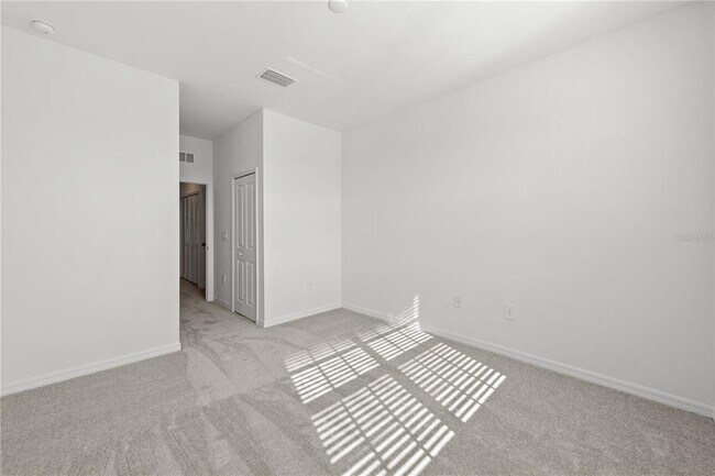 Building Photo - 15003 White Pearl Rd