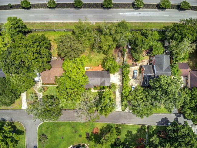 Building Photo - 109 Fort St