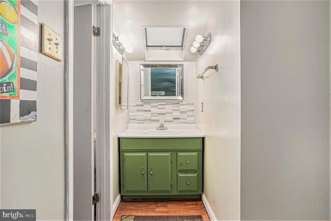 Building Photo - 25 E Germantown Pike