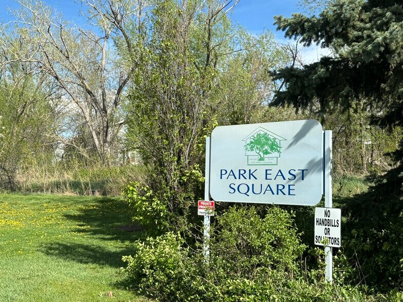 Building Photo - 4202 Monroe Dr