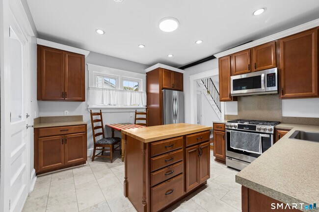 Building Photo - 3 Park Pl