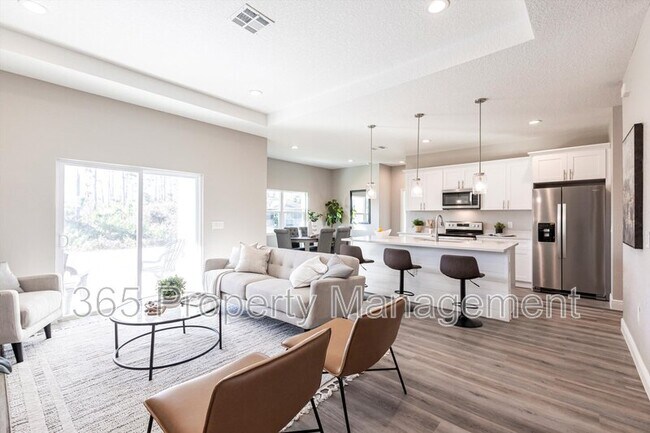 Building Photo - 5534 Fairlane Dr