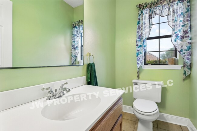 Building Photo - Spacious 3-Bedroom, 3-Bath Home in Slidell – 2,100 Sq Ft | $2,200/Month