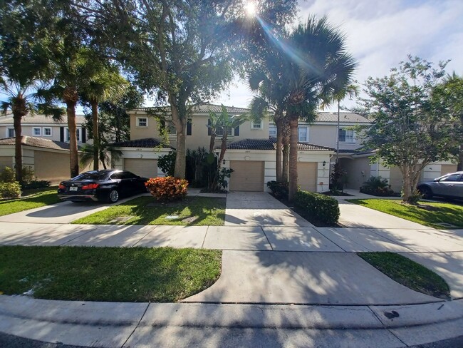 Building Photo - 4855 Palmbrooke Cir