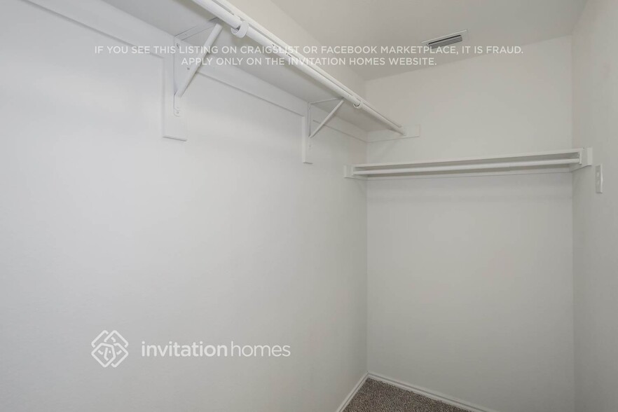 Building Photo - 212 Cedar Crest Dr