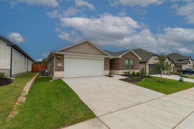 Building Photo - 2209 Dunbar Dr