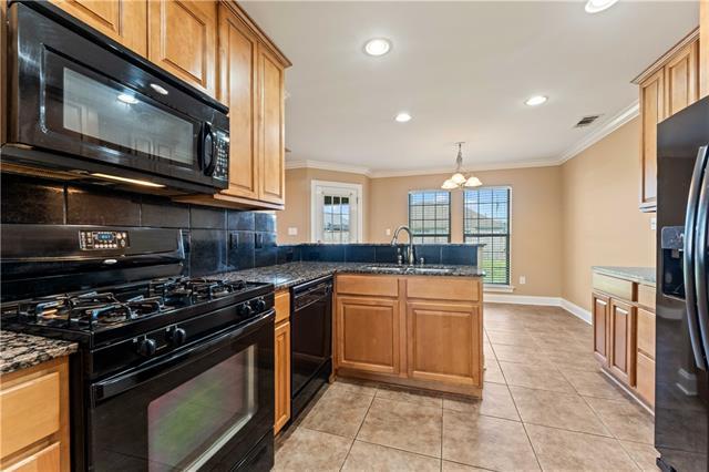 Building Photo - 16099 Blue Bayou