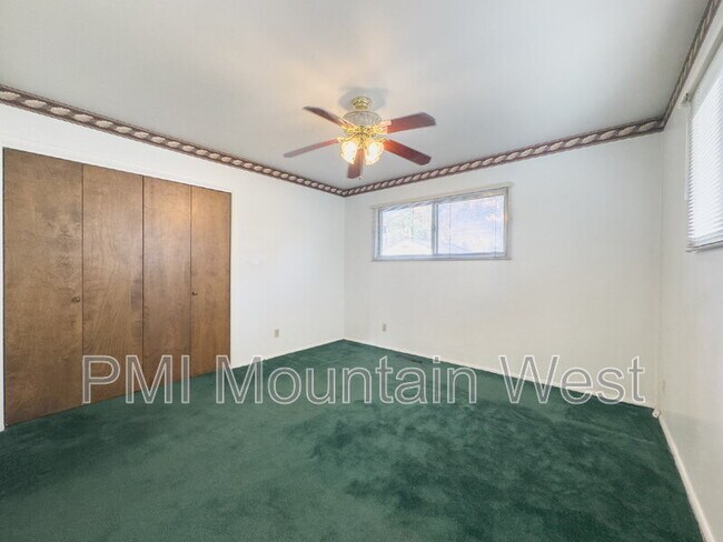 Building Photo - 2141 S 1700 E