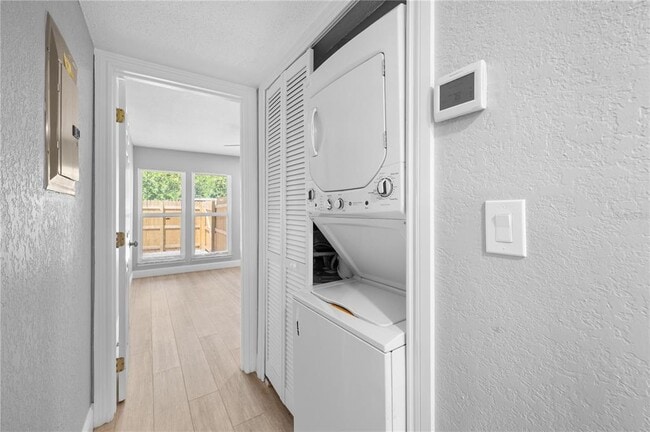 Building Photo - 3411 Clark Rd