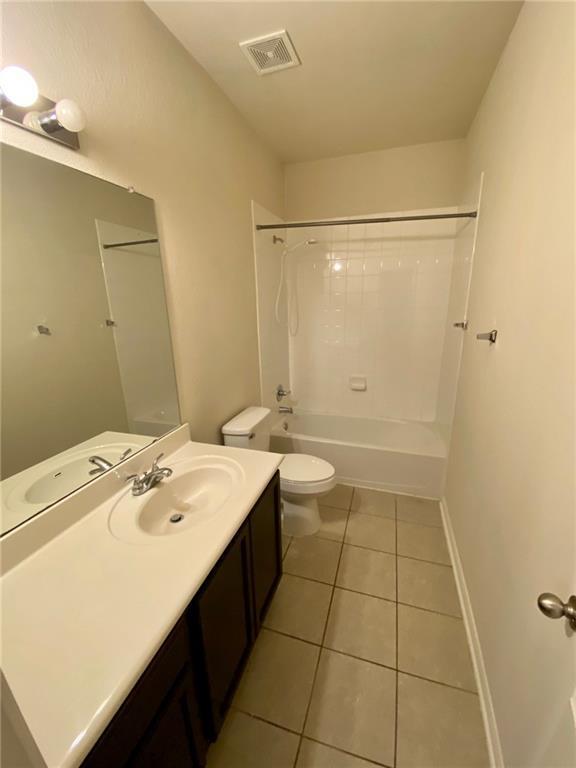 Building Photo - 172 Hollis Ln