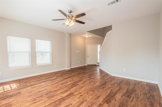 Building Photo - 10061 Sharpton Dr