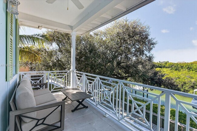 Building Photo - 620 Inlet Waters Cir