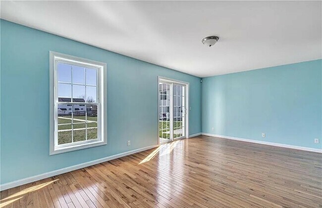 Building Photo - 800 Seaview Ave