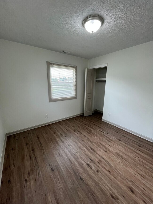 Building Photo - Beautifully Renovated 3-Bedroom Ranch with Open Floor Plan & 2-Car Garage