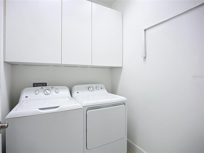 Building Photo - 15459 Santa Pola Dr