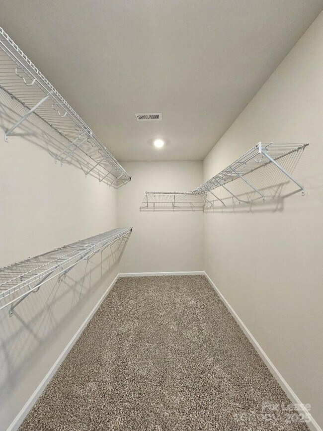 Building Photo - 5213 Brailey Cir