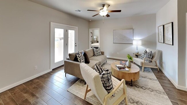 Building Photo - 4401 NE 124th St