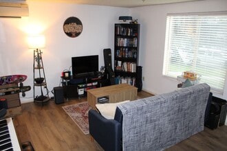 Building Photo - 1B/1B Pet Friendly Apartment South of BYU