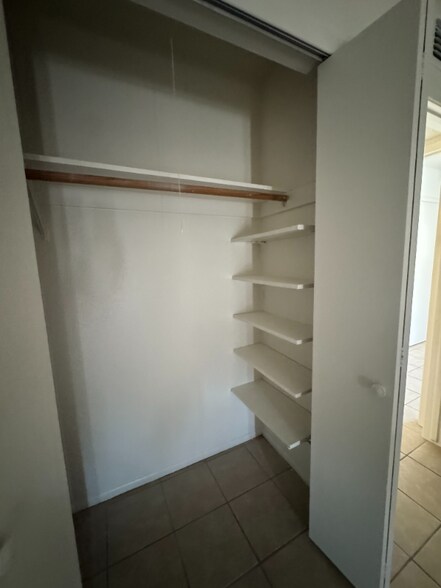 Building Photo - 1237 Sunny Ridge Dr