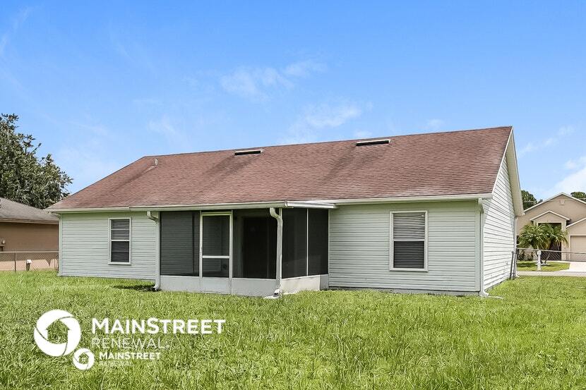 Building Photo - 807 Savona Pl