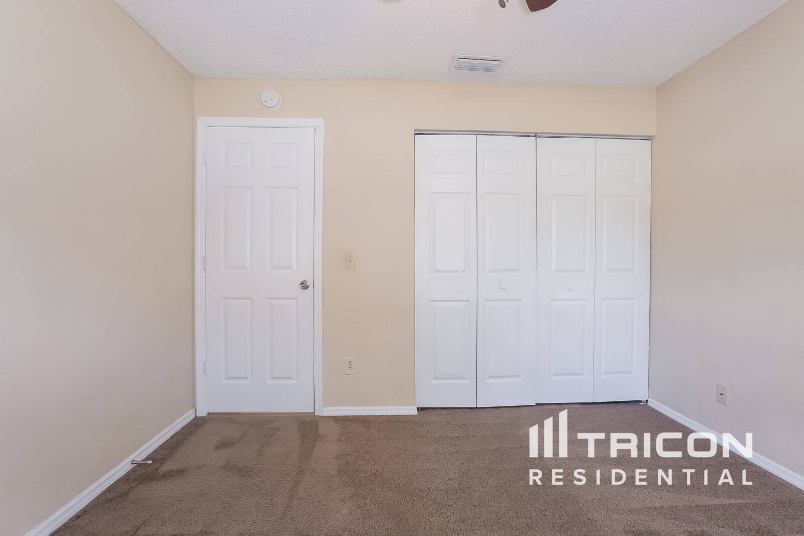 Building Photo - 1605 Long Pond Dr