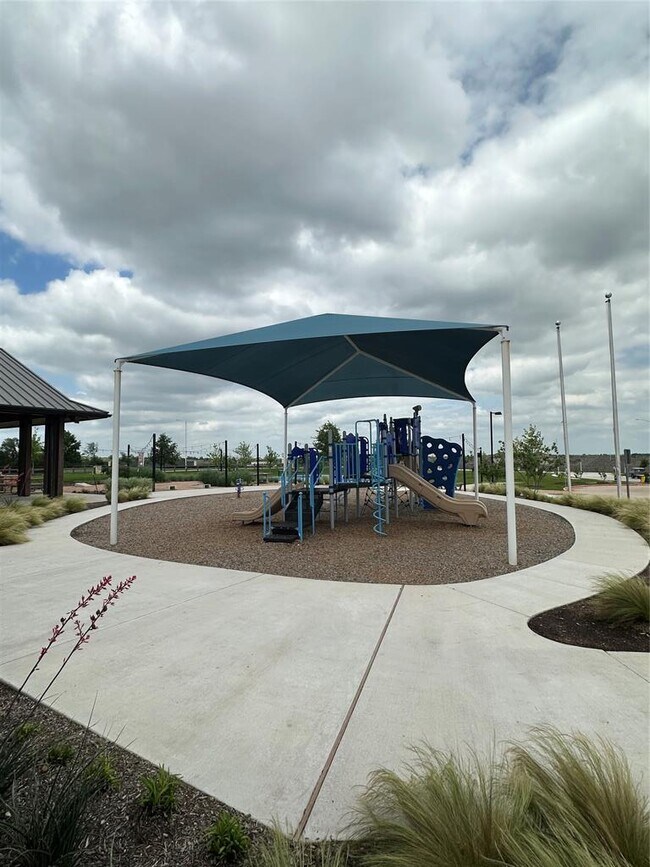 Building Photo - 20120 Andrew Johnson Dr