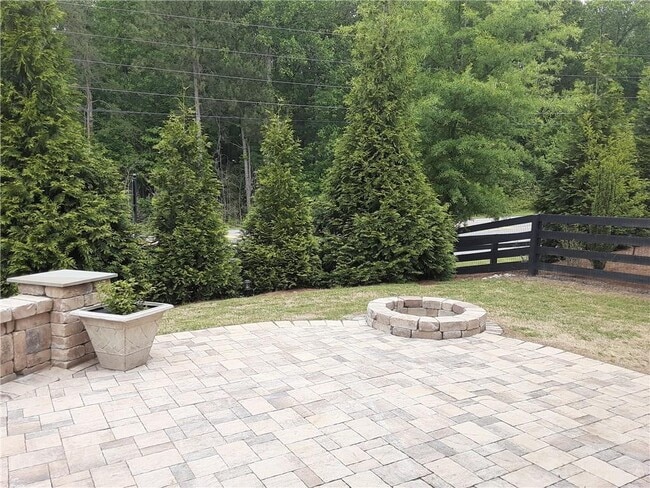 Building Photo - 6512 Crosscreek Ln