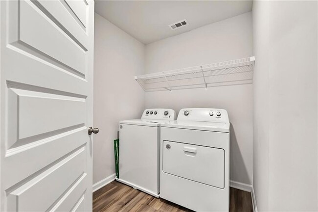 Building Photo - 495 Sterling Creek Wy