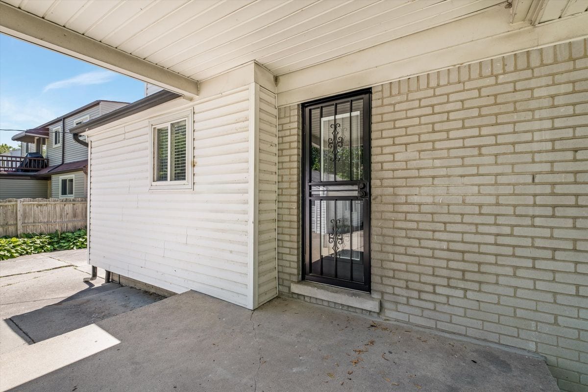 Building Photo - 468 Alter Rd