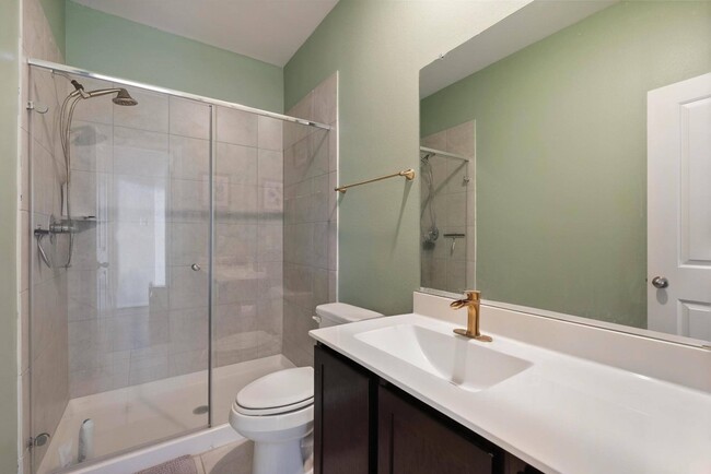 Building Photo - 14018 Lago Crk Ct