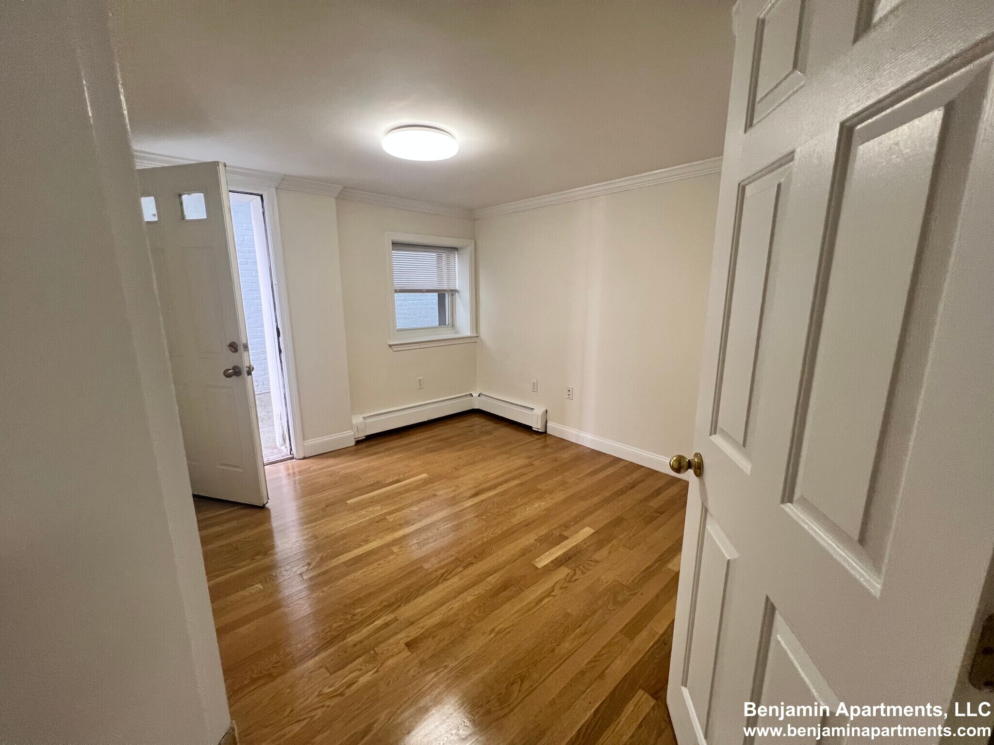Building Photo - 1531 Beacon St
