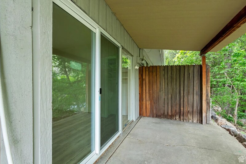 Building Photo - 208 Ogden Canyon Rd