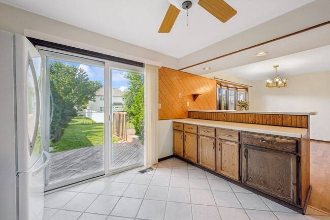 Building Photo - 366 Manning Dr