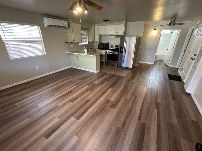 Building Photo - Comfortable 2-Bedroom Home in Anderson