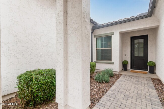 Building Photo - 11807 W Pkwy Ln