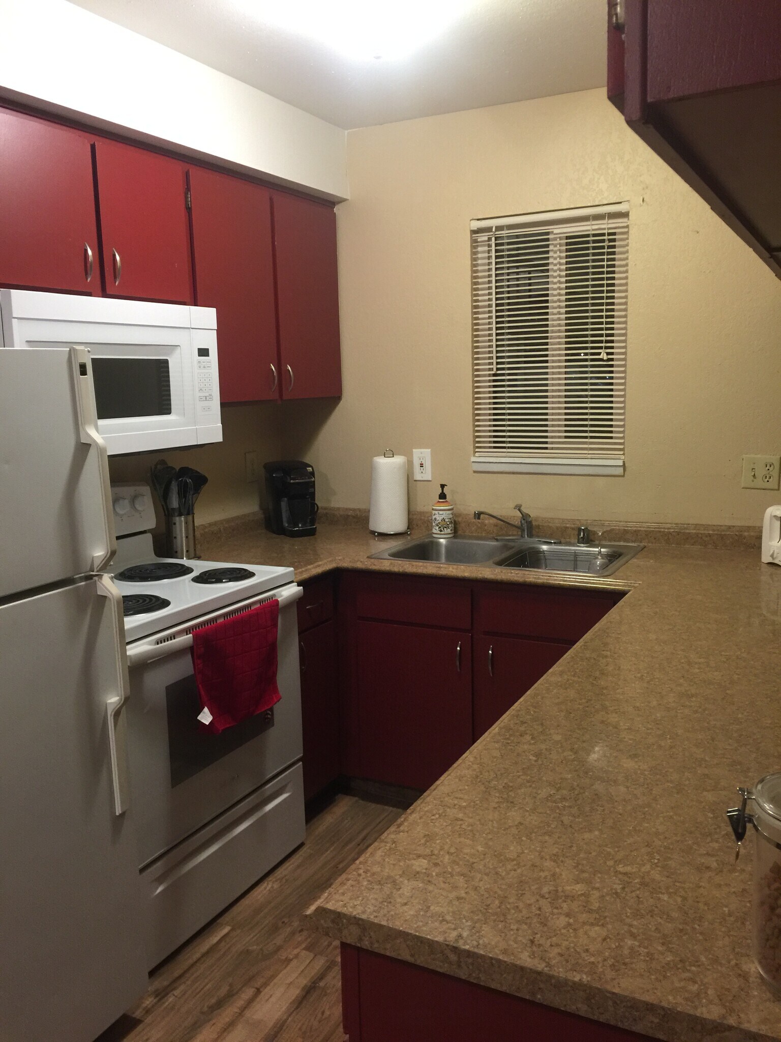 Building Photo - 1433 Mishka Ct