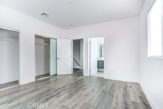 Building Photo - 11639 Burbank Blvd